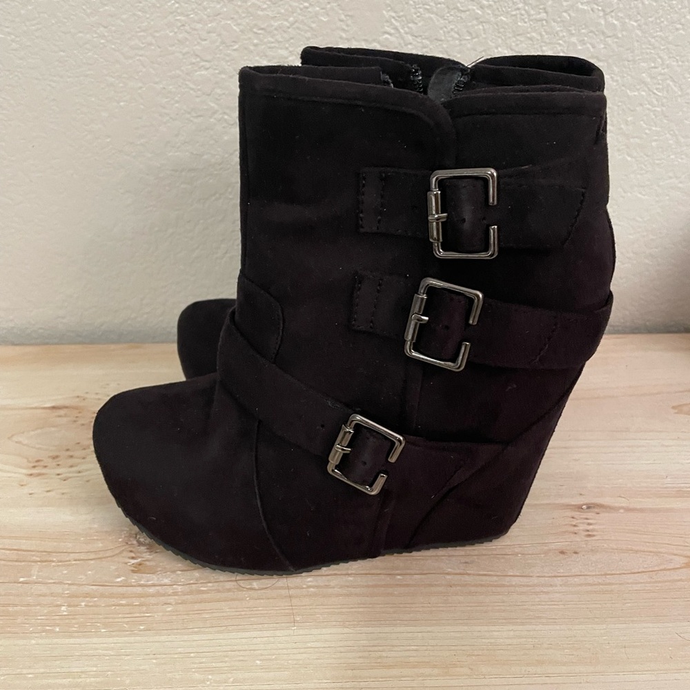 Soda booties